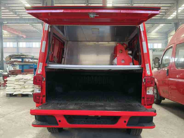 慶鈴皮卡四驅(qū)器材消防車(chē)（上藍(lán)牌）